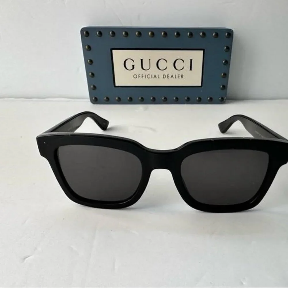 Authentic Gucci Smoke Square Men's Sunglasses GG0001SN 001